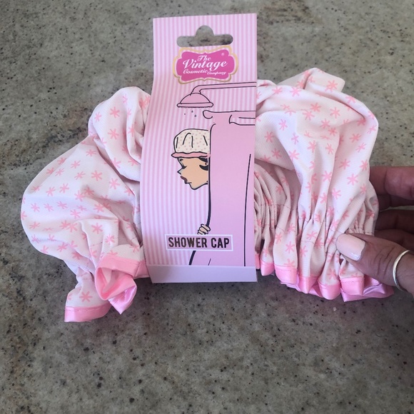 The Vintage Shop Bath & Body Nwt The Vintage Cosmetic Company